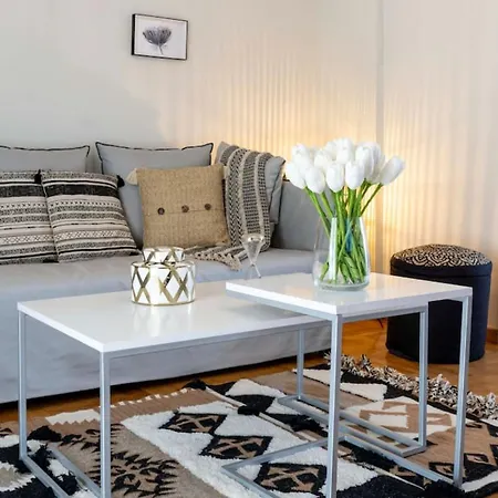 Acropolis Serenity - 1br, Neos Kosmos Apartment